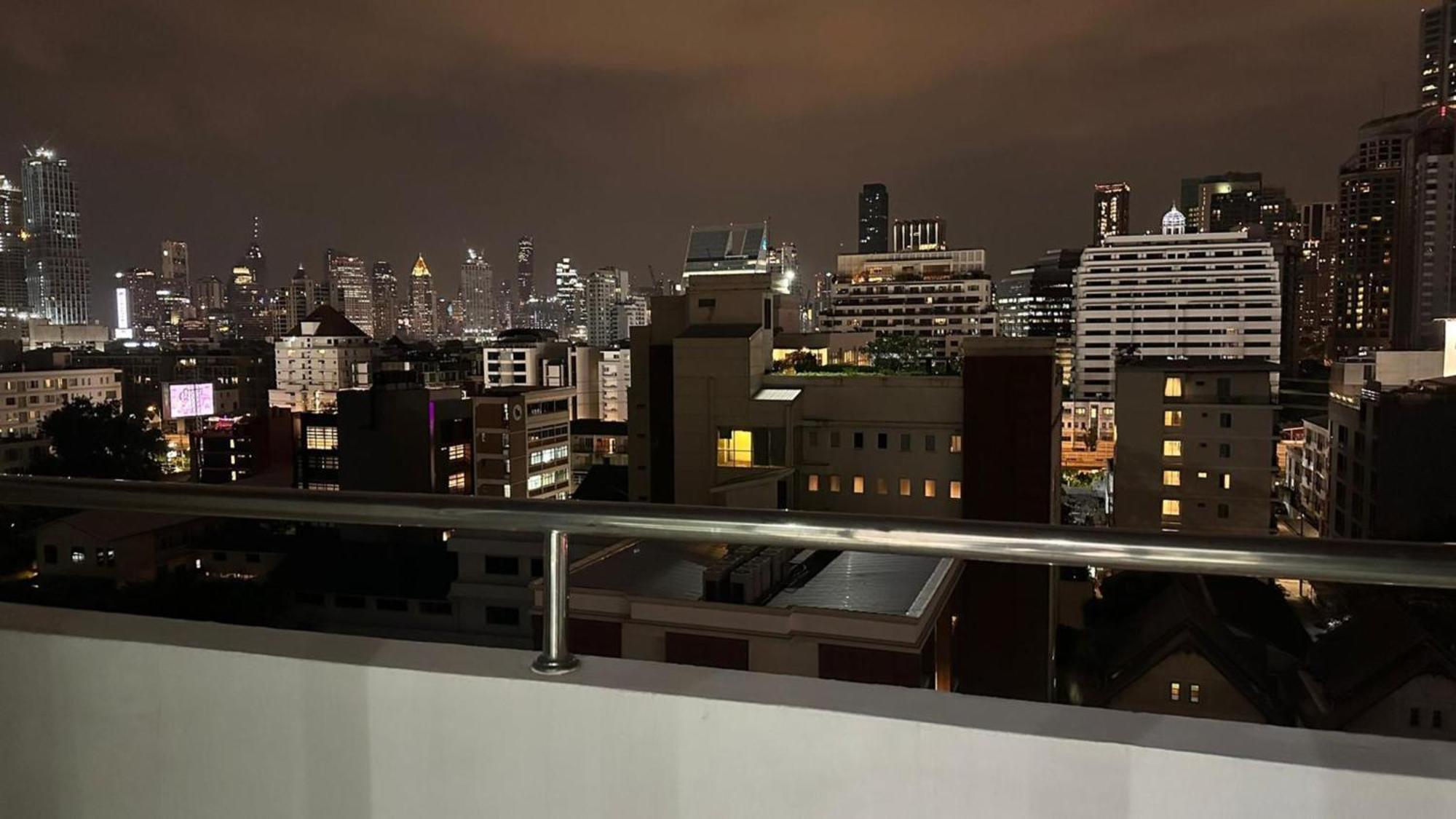 Omni Tower Sukhumvit Nana Direct Hotel Banguecoque Exterior foto