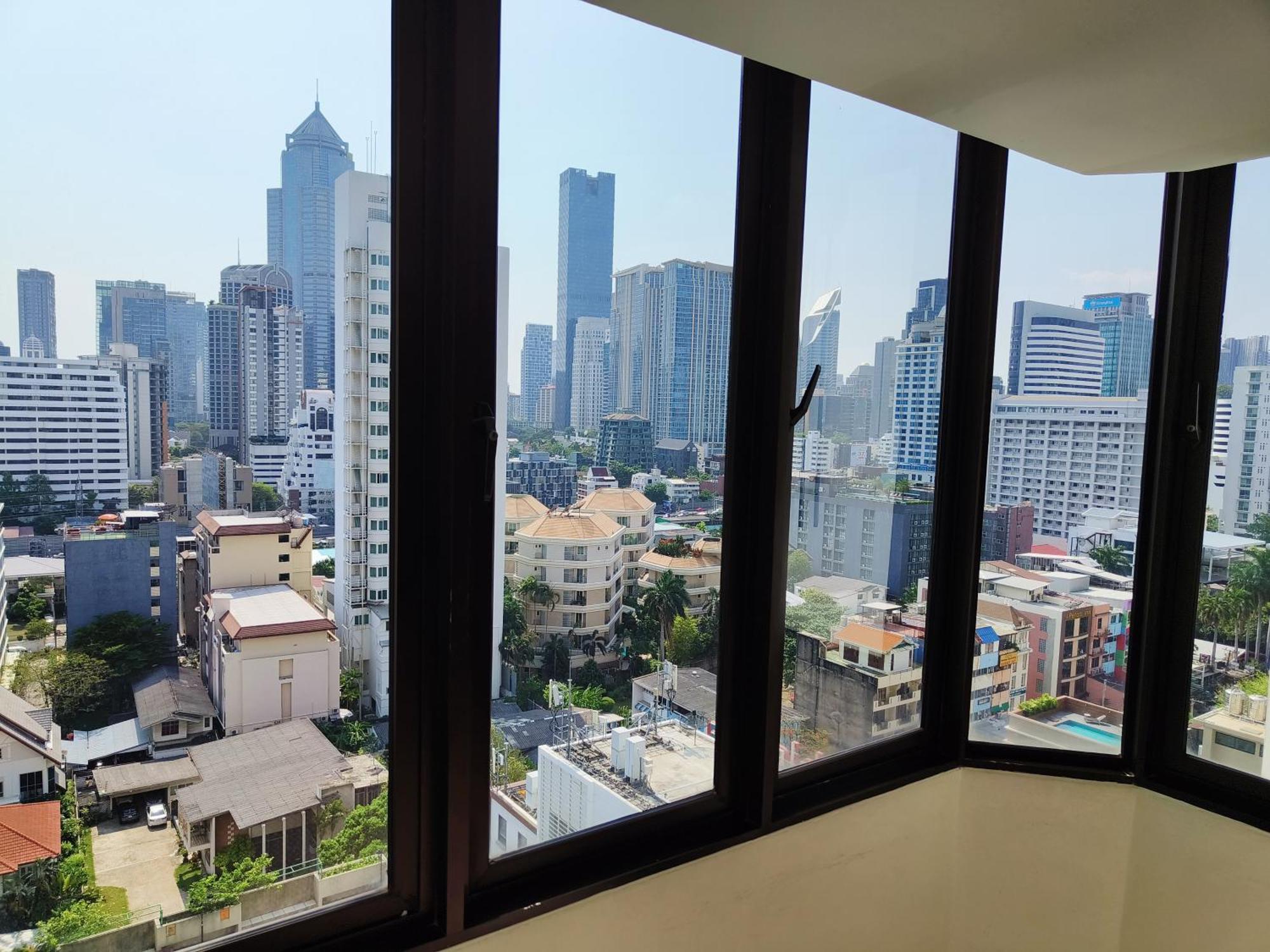 Omni Tower Nana Bangkok - Serviced Apartment On Sukhumvit Soi 4 Banguecoque Exterior foto