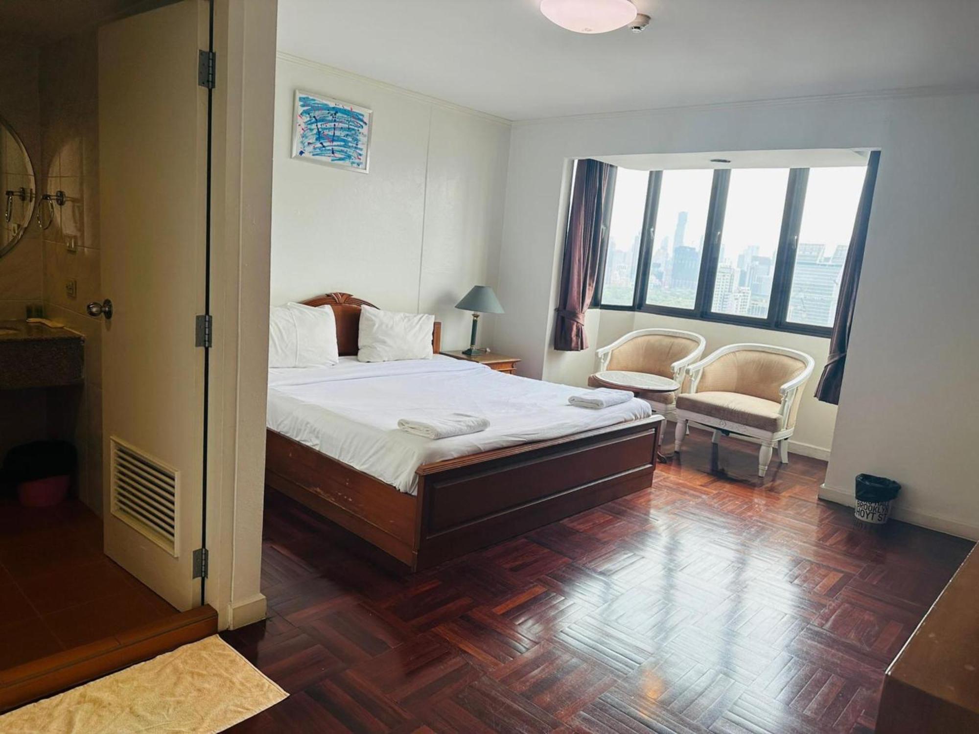 Omni Tower Sukhumvit Nana Direct Hotel Banguecoque Exterior foto