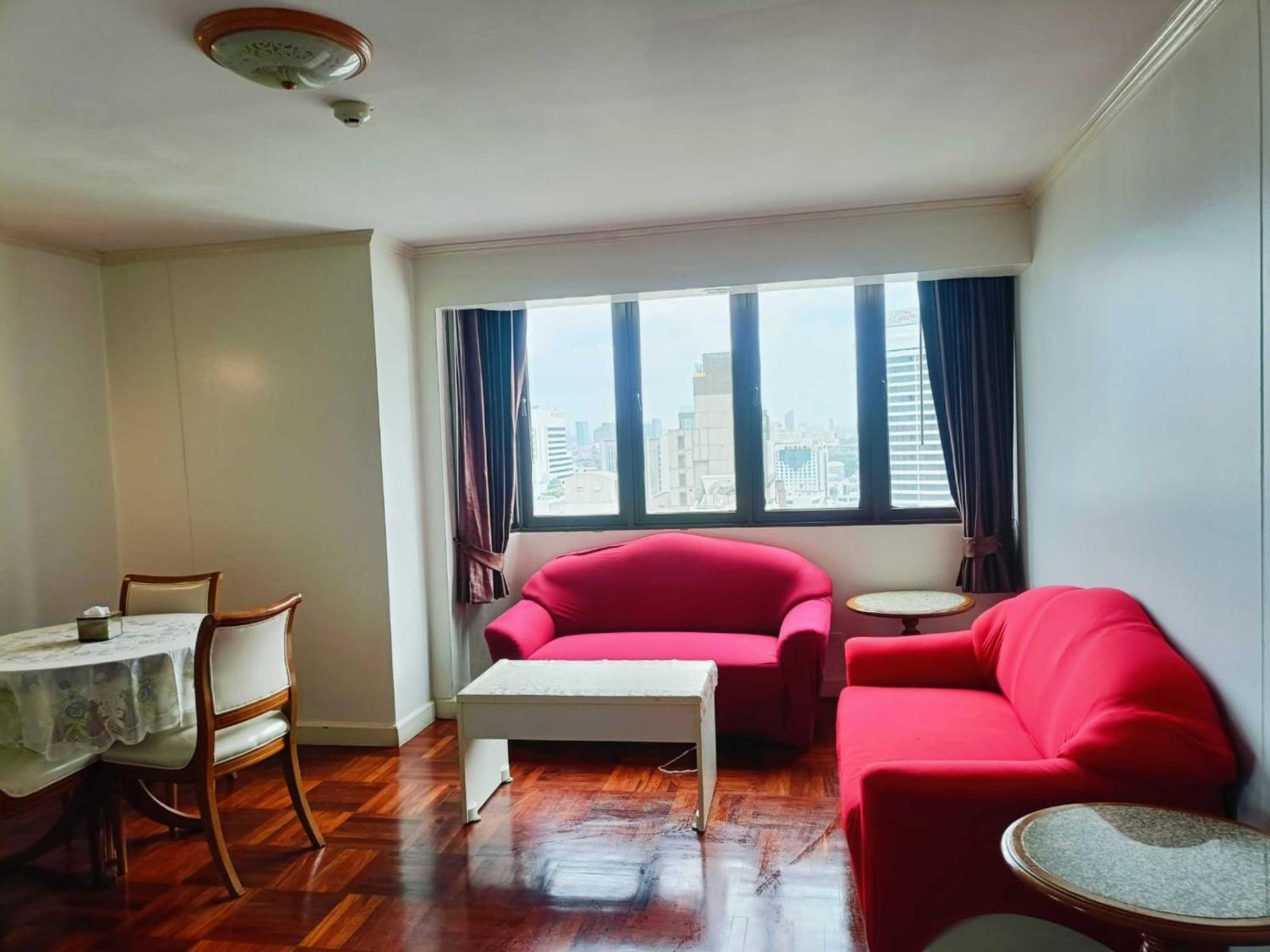 Omni Tower Nana Bangkok - Serviced Apartment On Sukhumvit Soi 4 Banguecoque Exterior foto